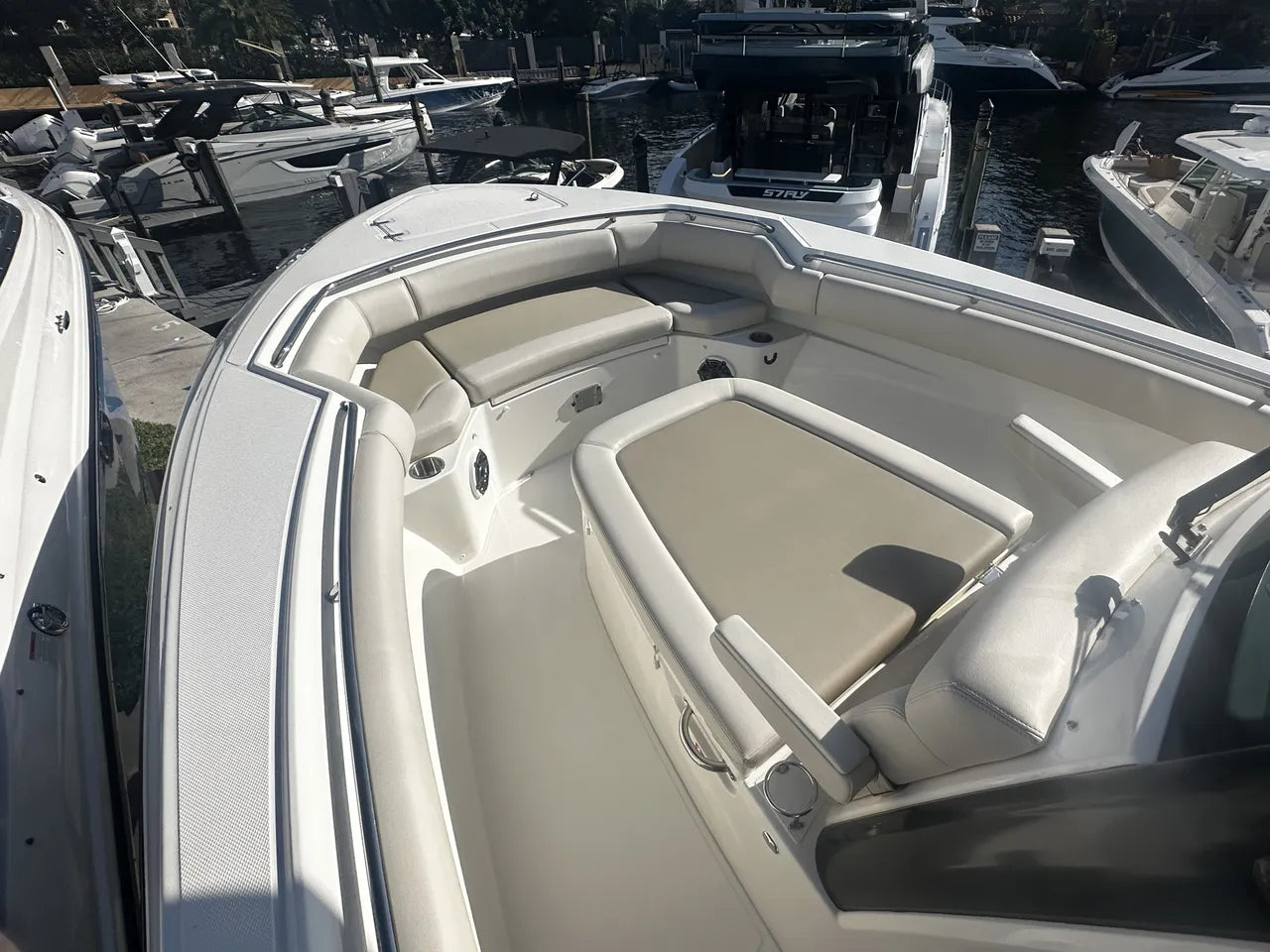 2026 Boston Whaler 280 Outrage 28.0 feet, Clearwater, Florida #24