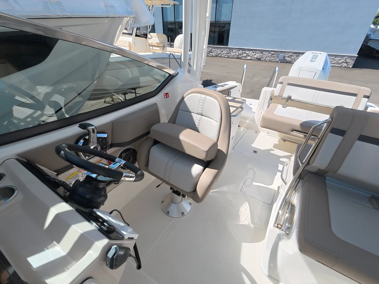 2026 Boston Whaler 240 Vantage 24.0 feet, Clearwater, Florida #18
