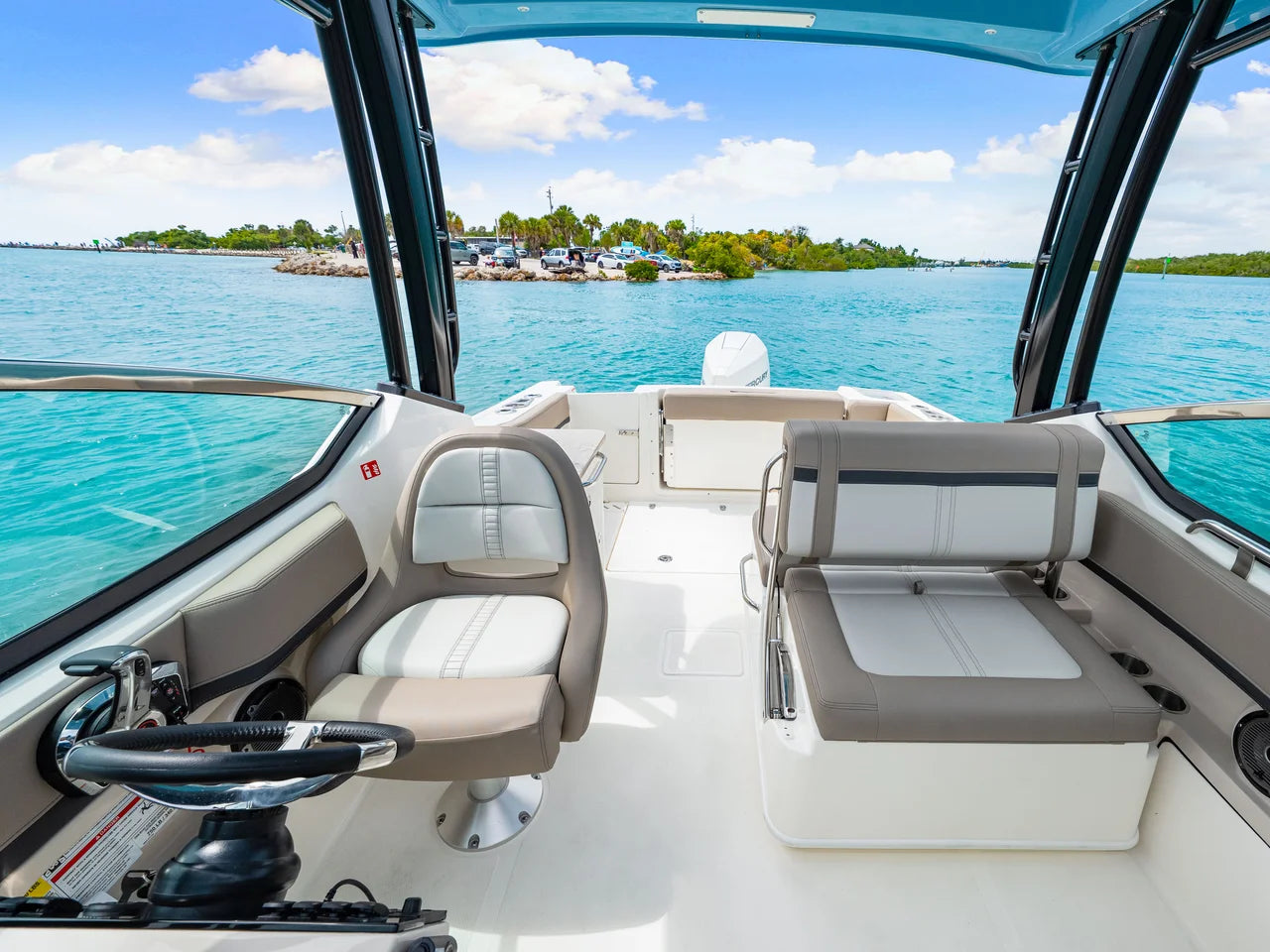 2026 Boston Whaler 240 Vantage 24.0 feet, Clearwater, Florida #17