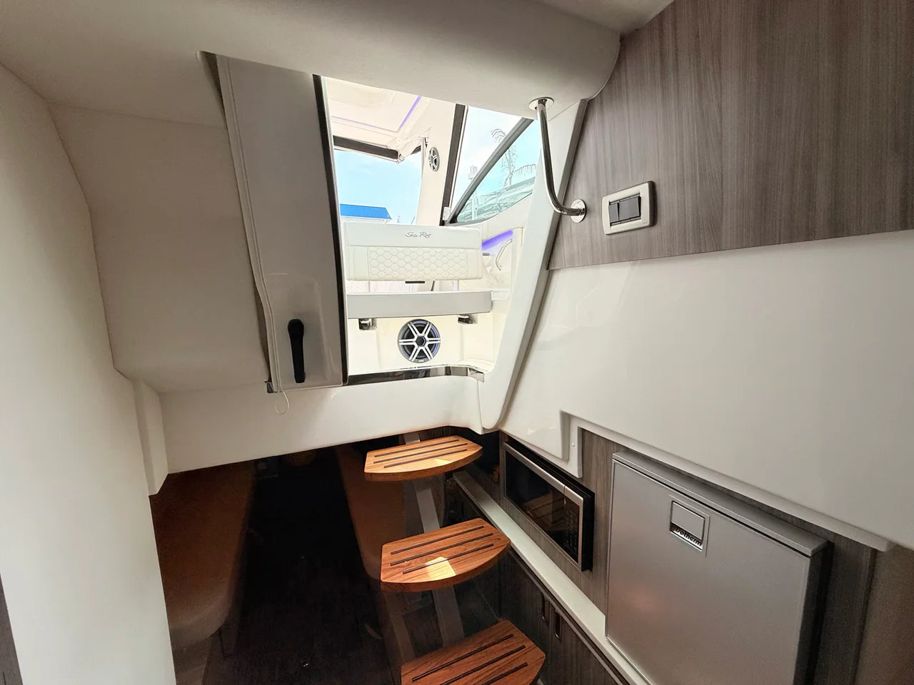 2026 Sea Ray Sundancer 320 Outboard 32.0 feet, Clearwater, Florida #82