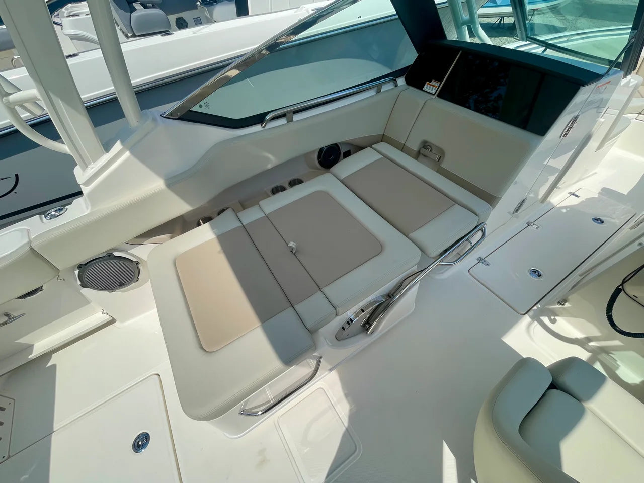 2026 Boston Whaler 240 Vantage 24.0 feet, Clearwater, Florida #8