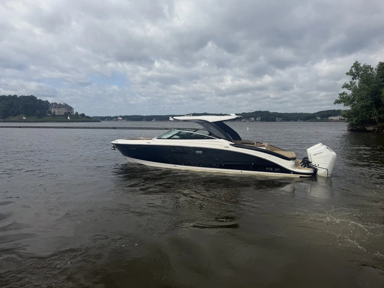 2026 Sea Ray SLX 360 OUTBOARD 36.0 feet, Clearwater, Florida #4