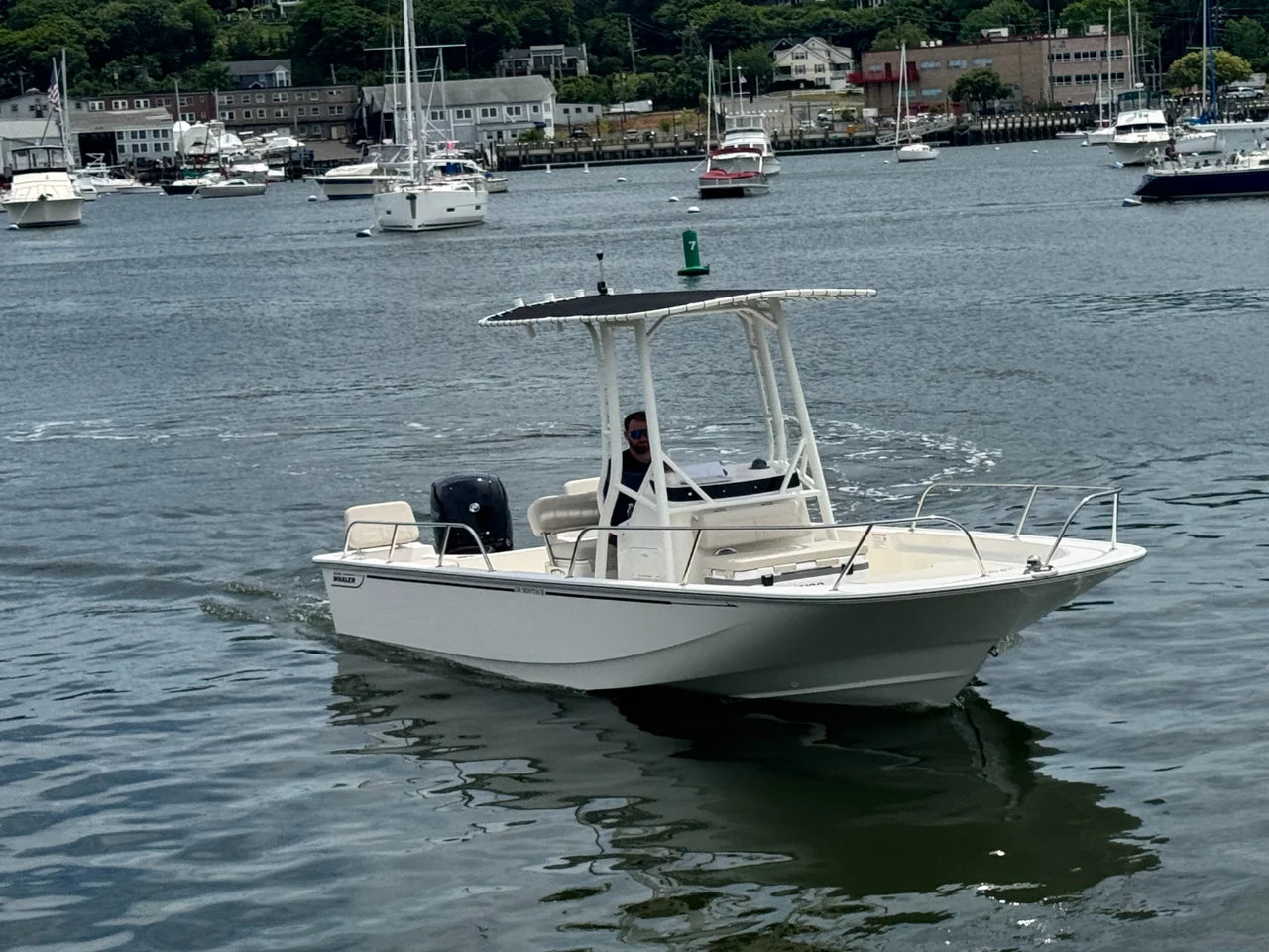 2026 Boston Whaler 190 Montauk 19.0 feet, Clearwater, Florida #2