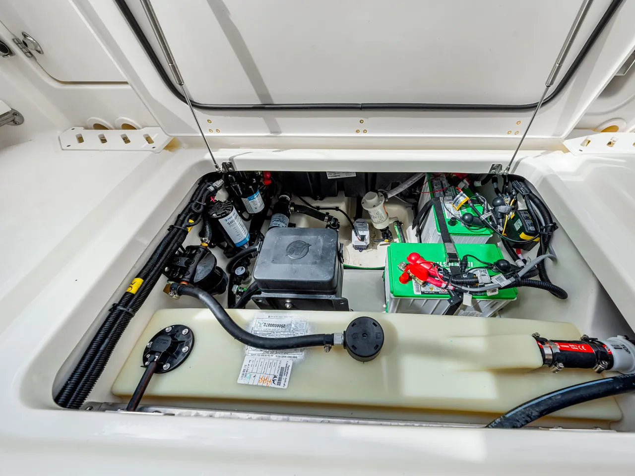 2026 Boston Whaler 240 Vantage 24.0 feet, Clearwater, Florida #38