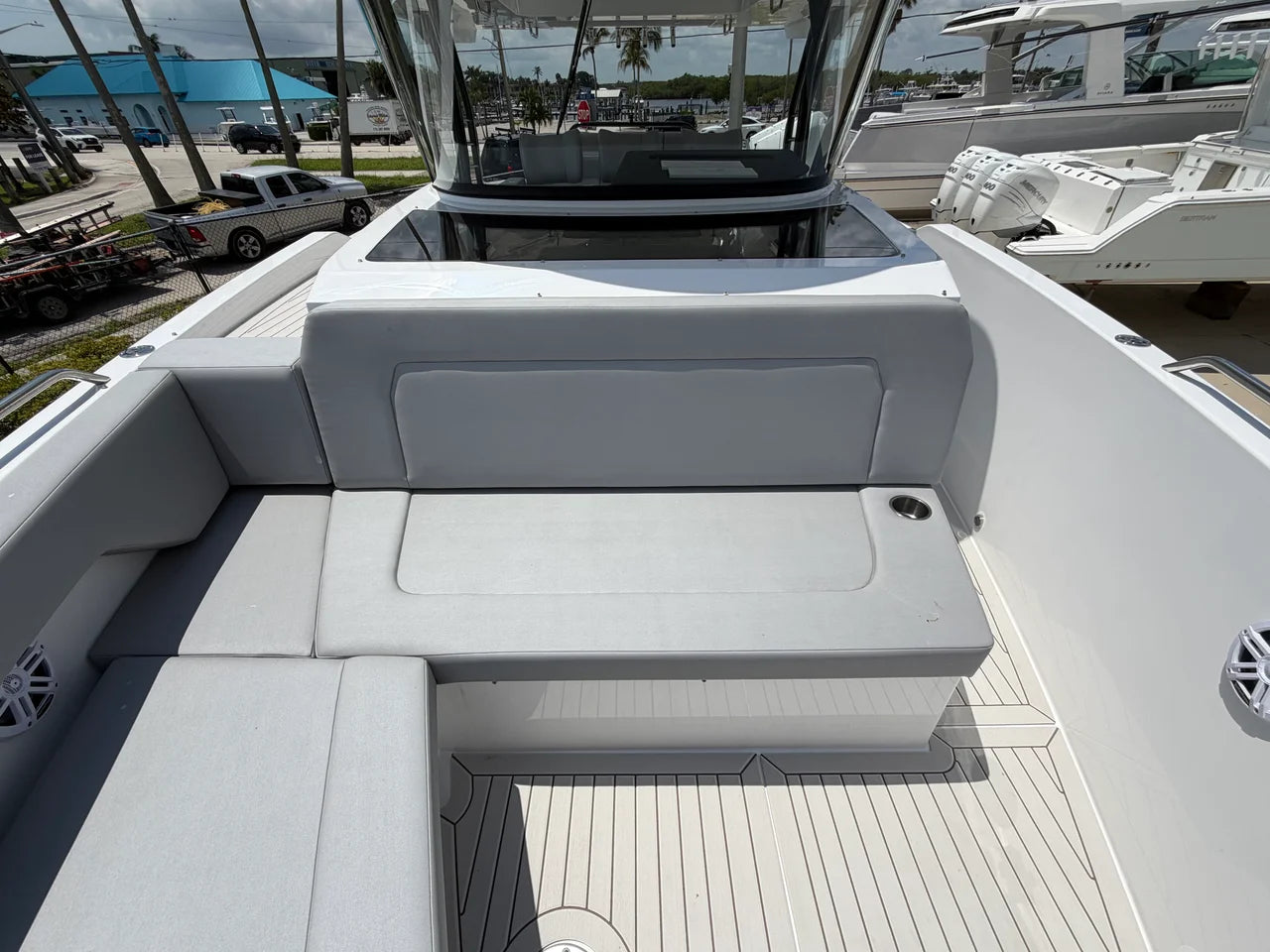 2026 Cruisers Yachts 38 VTR 38.0 feet, Clearwater, Florida #20
