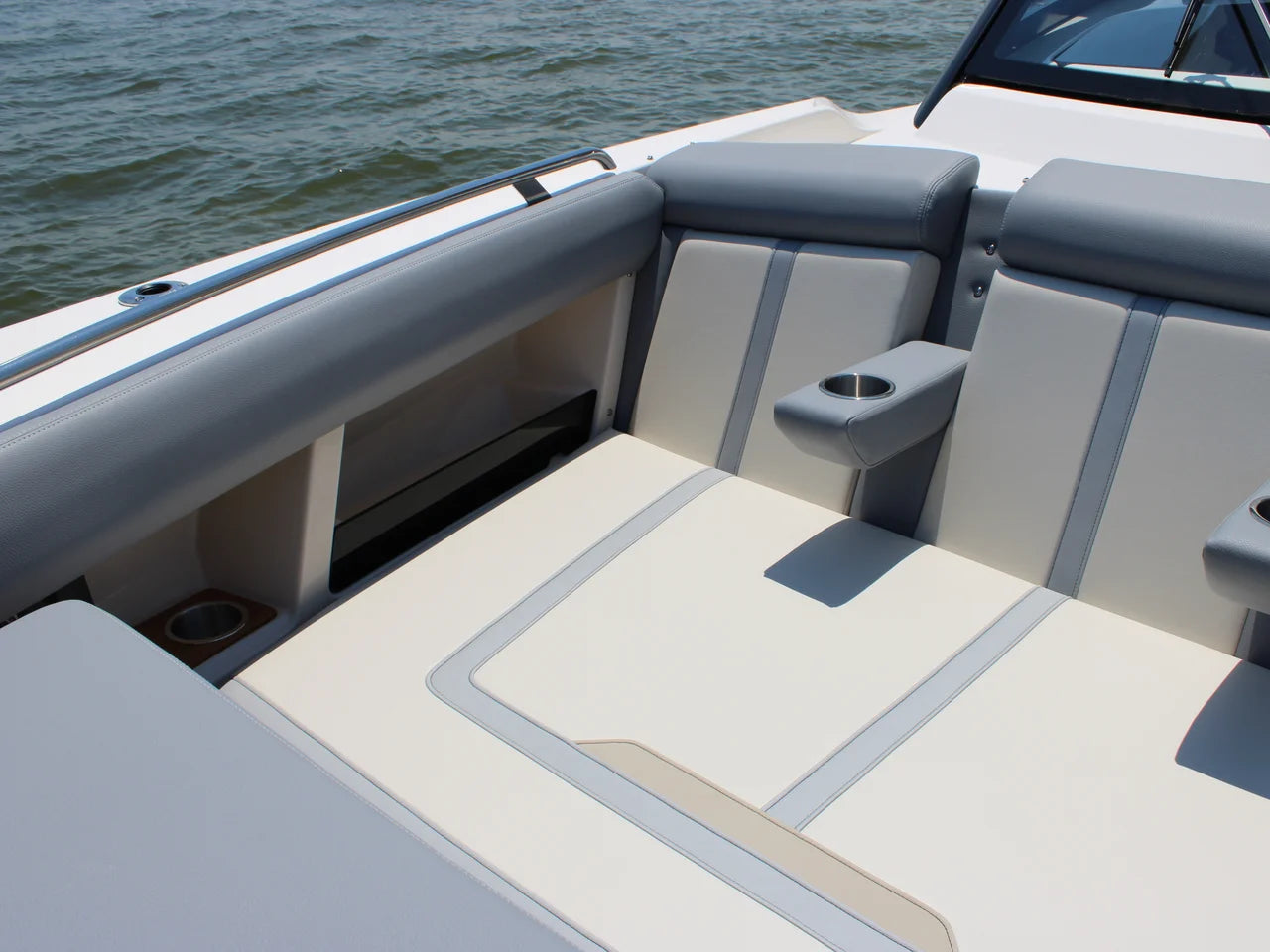 2026 Boston Whaler 350 Realm 35.0 feet, Clearwater, Florida #89