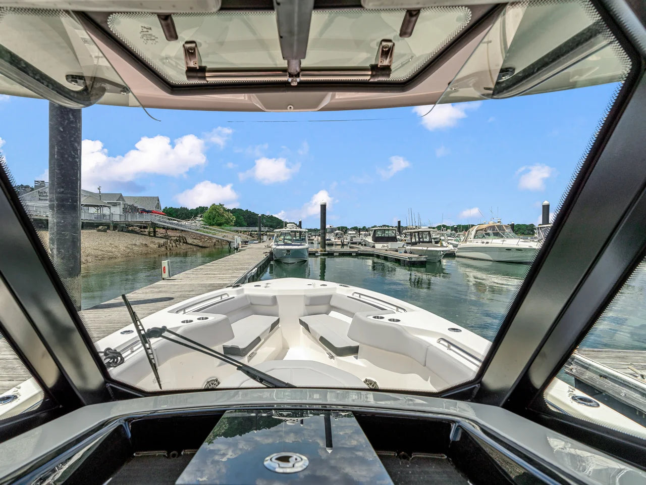 2026 Boston Whaler 330 Outrage 33.0 feet, Clearwater, Florida #23