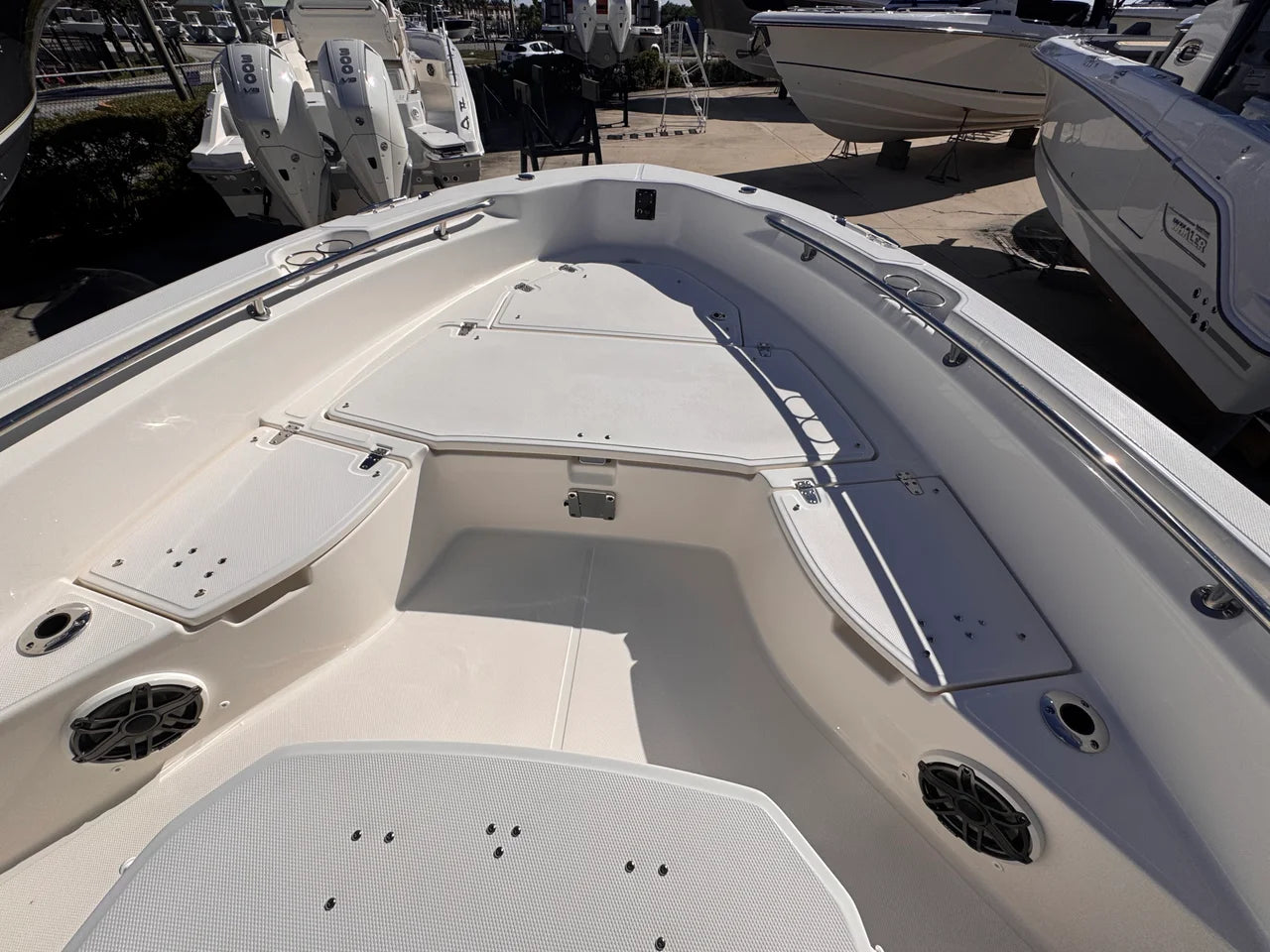 2026 Boston Whaler 250 Dauntless 25.0 feet, Clearwater, Florida #21