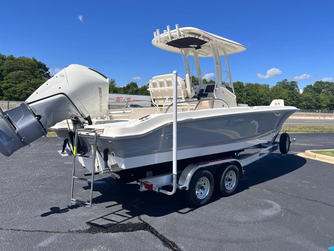 2026 Boston Whaler 250 Dauntless 25.0 feet, Clearwater, Florida #18