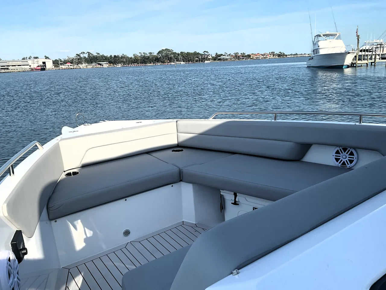 2026 Cruisers Yachts 38 VTR 38.0 feet, Clearwater, Florida #18