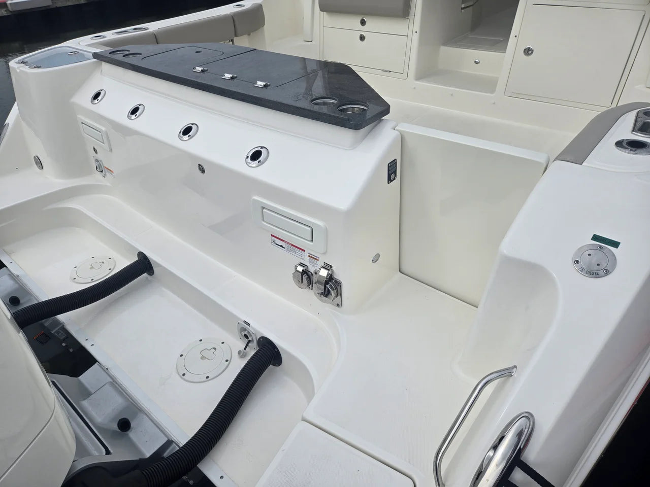 2026 Boston Whaler 365 Conquest 36.0 feet, Clearwater, Florida #9