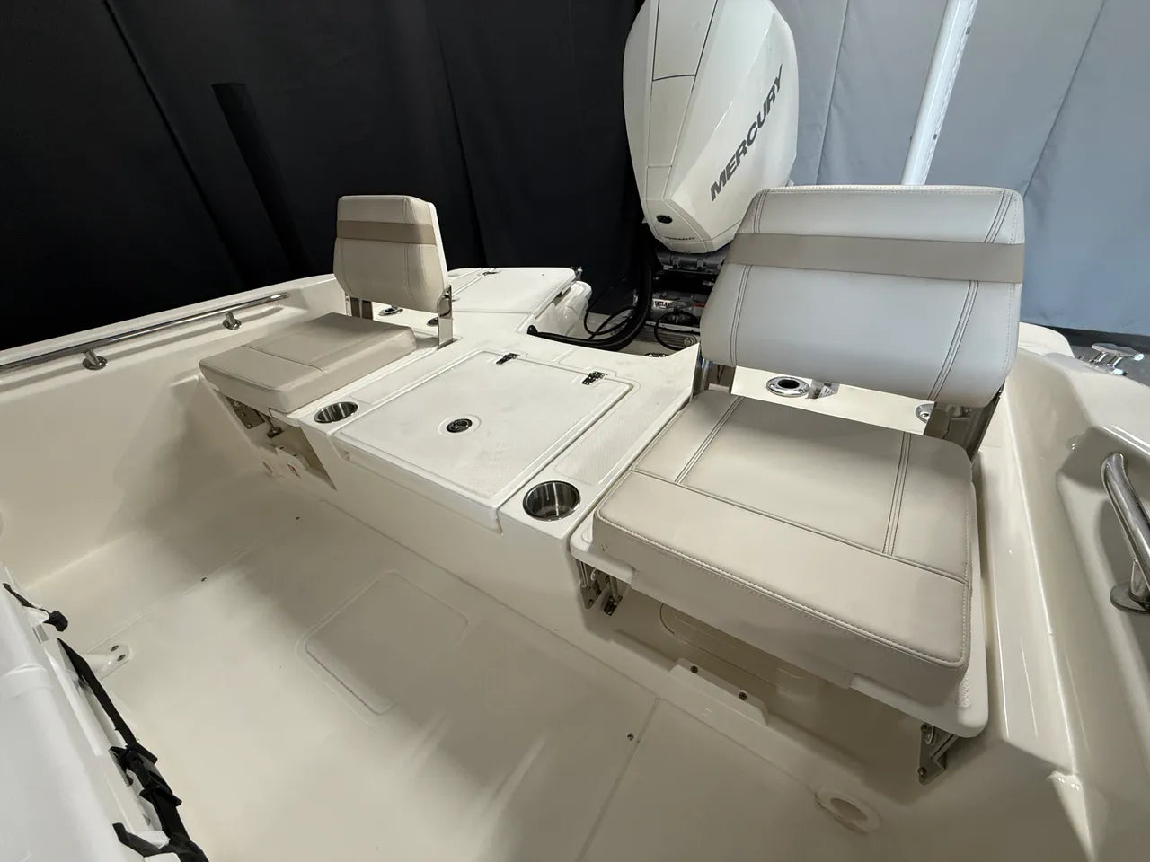 2026 Boston Whaler 250 Dauntless 25.0 feet, Clearwater, Florida #25