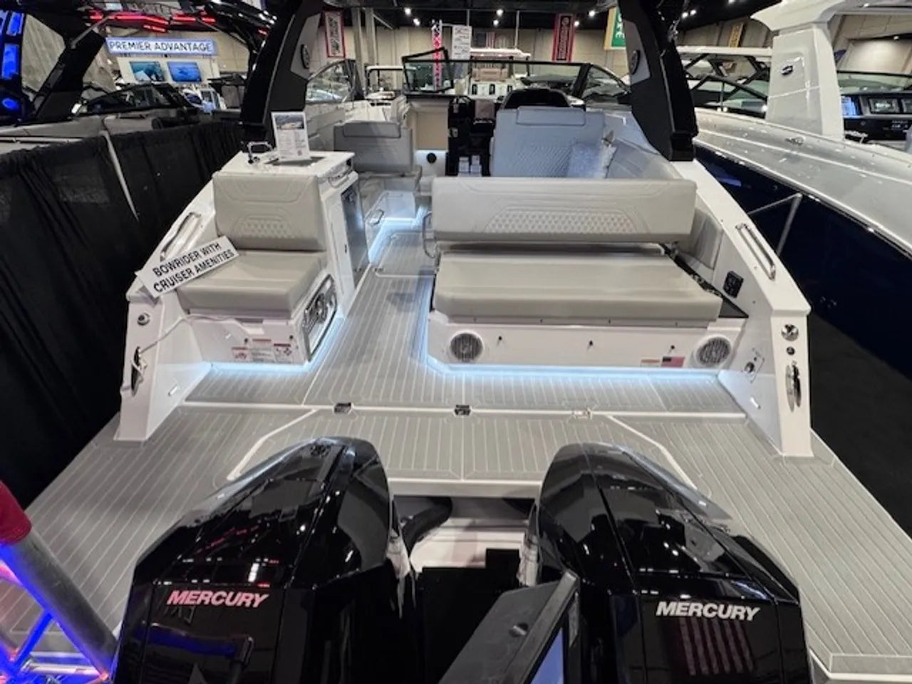 2026 Cruisers Yachts 34 GLS Outboard 34.0 feet, Clearwater, Florida #7
