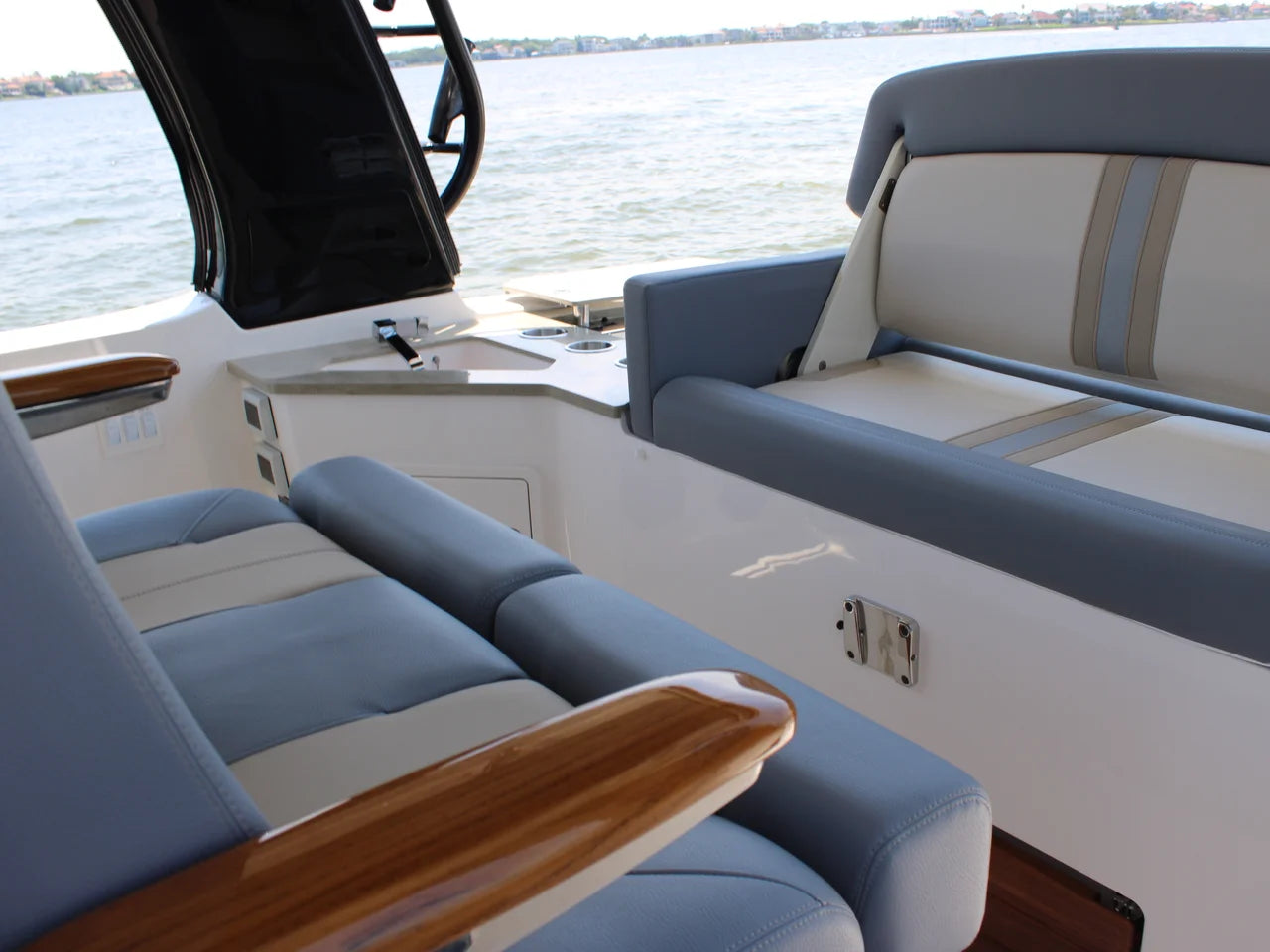 2026 Boston Whaler 350 Realm 35.0 feet, Clearwater, Florida #88