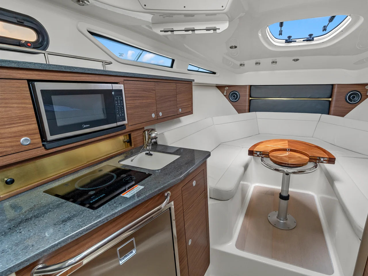 2026 Boston Whaler 325 Conquest 32.0 feet, Clearwater, Florida #30