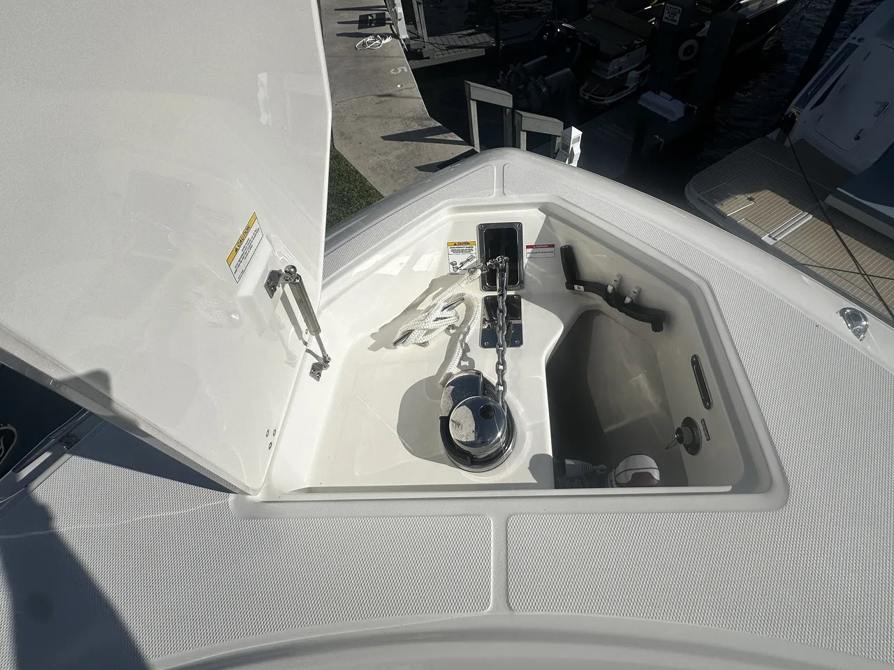 2026 Boston Whaler 280 Outrage 28.0 feet, Clearwater, Florida #25