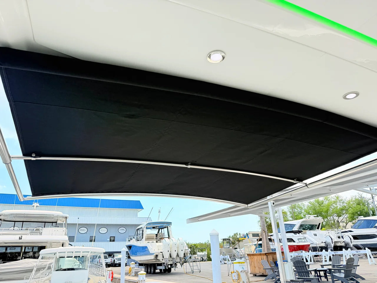 2026 Sea Ray Sundancer 320 Outboard 32.0 feet, Clearwater, Florida #40