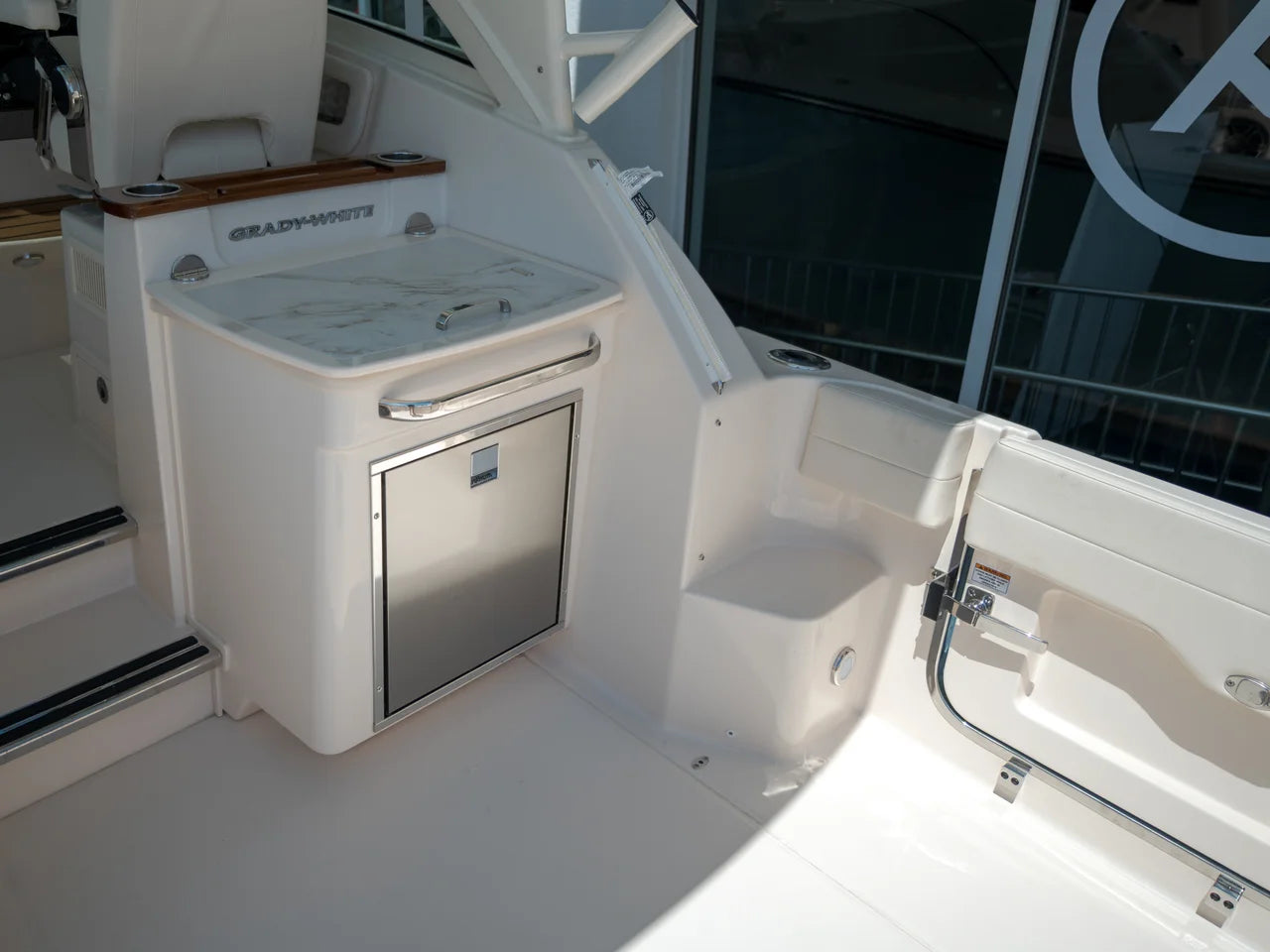 2027 Grady-White Express 370 33.0 feet, Clearwater, Florida #19