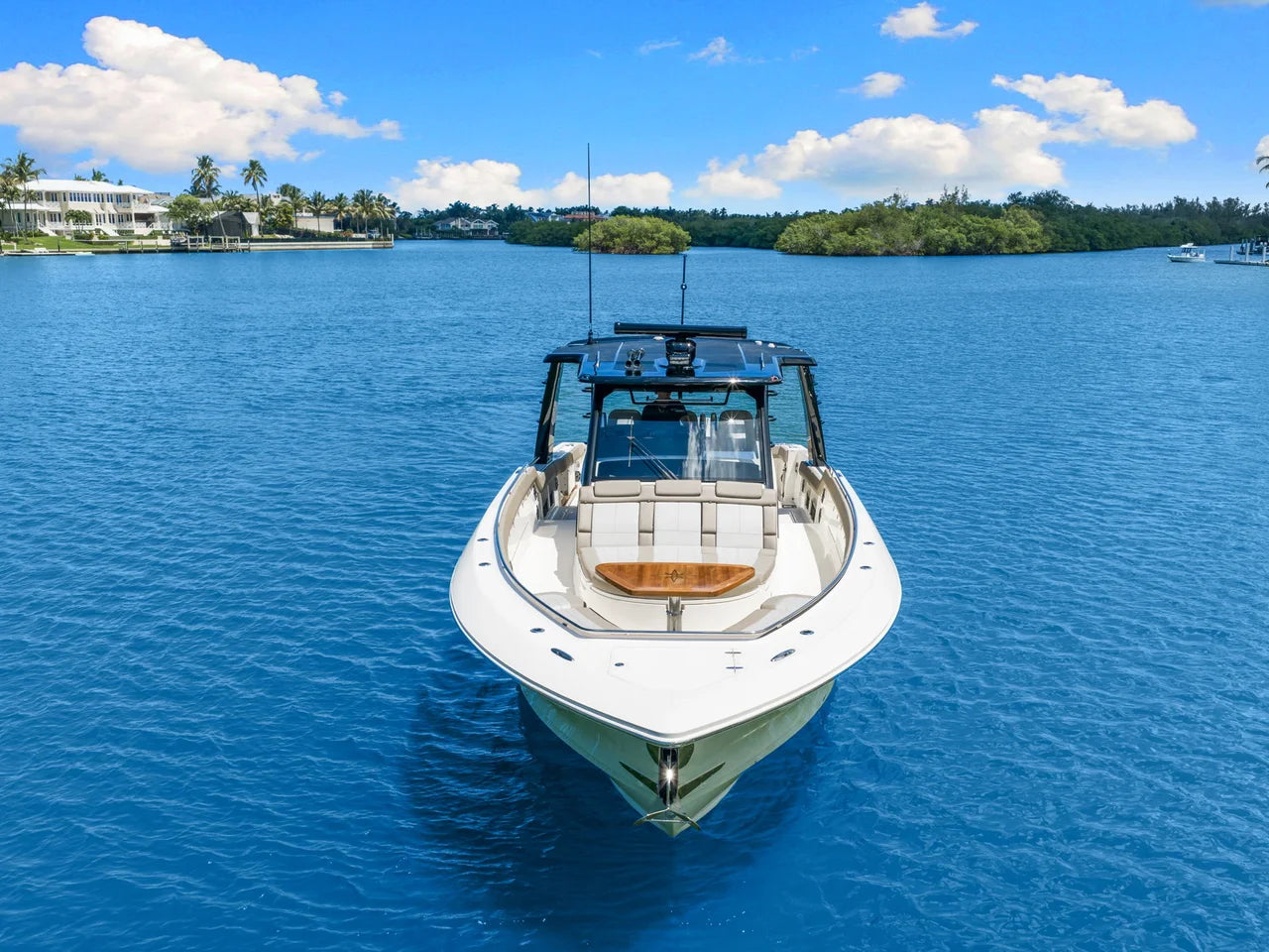 2026 Boston Whaler 420 Outrage 42.0 feet, Clearwater, Florida #17