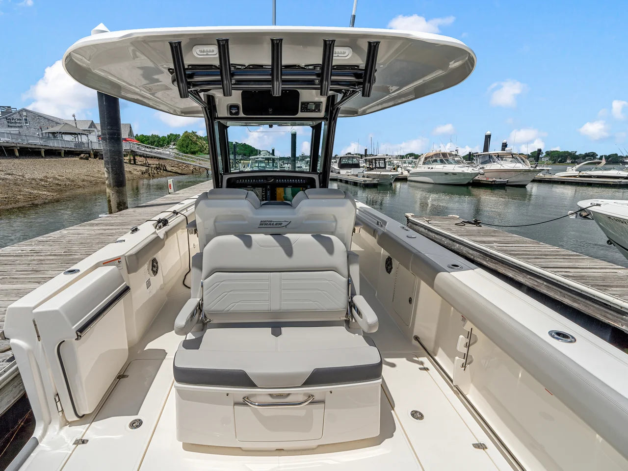 2026 Boston Whaler 330 Outrage 33.0 feet, Clearwater, Florida #13