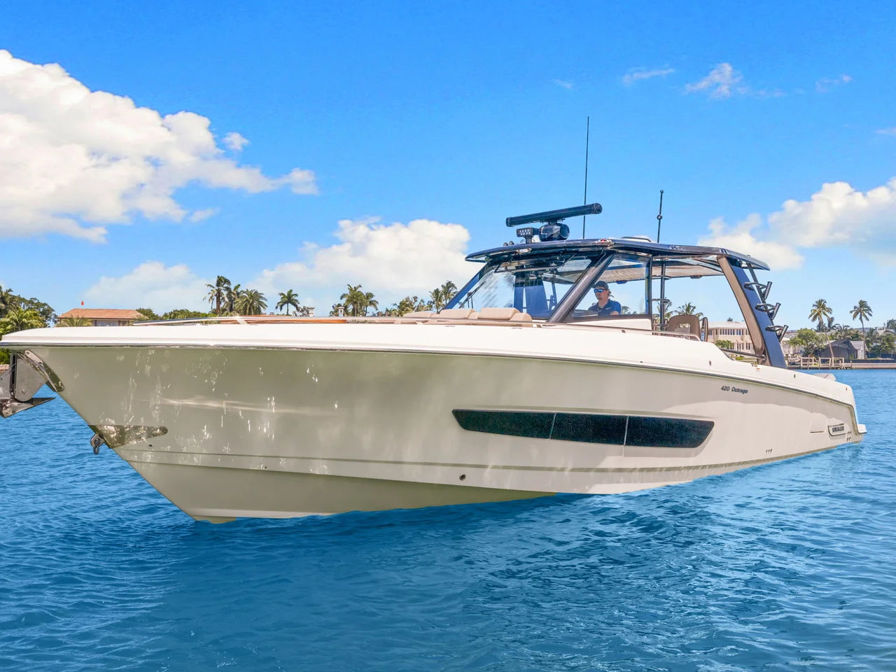 2026 Boston Whaler 420 Outrage 42.0 feet, Clearwater, Florida #9