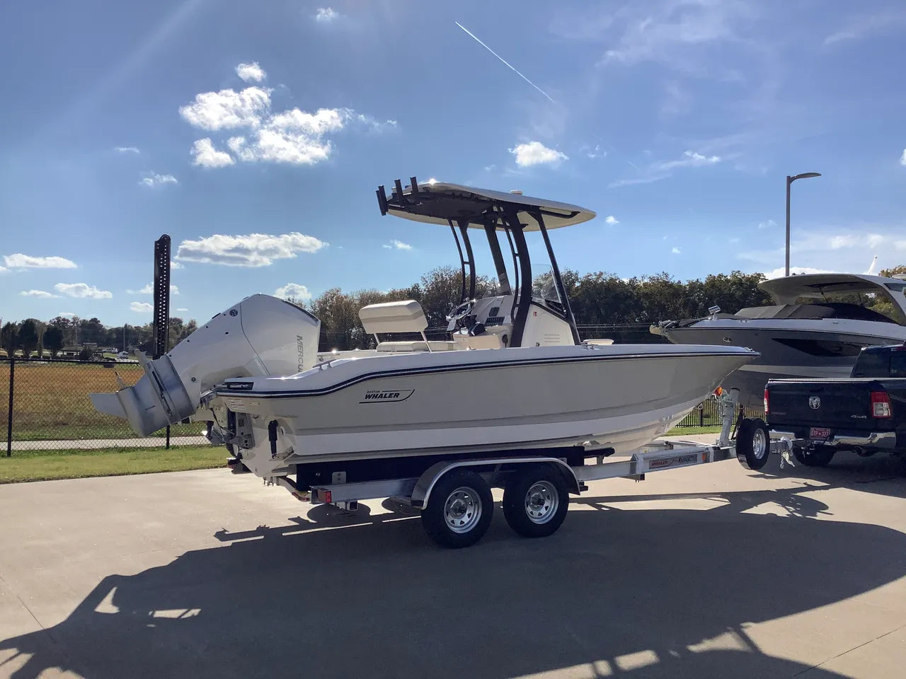 2026 Boston Whaler 220 Dauntless 22.0 feet, Clearwater, Florida #4