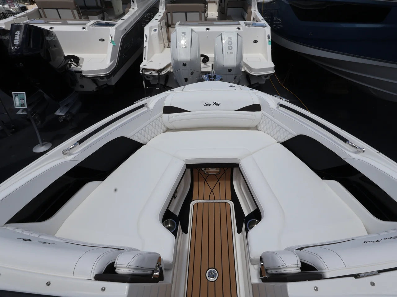 2027 Sea Ray SLX 260 Outboard 26.0 feet, Clearwater, Florida #27
