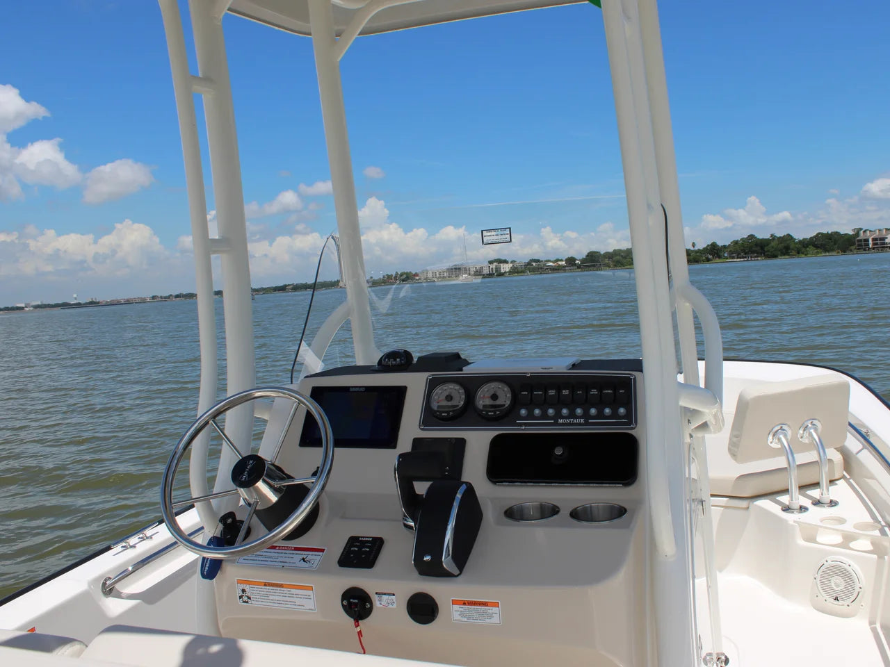 2026 Boston Whaler 210 Montauk 21.0 feet, Clearwater, Florida #33