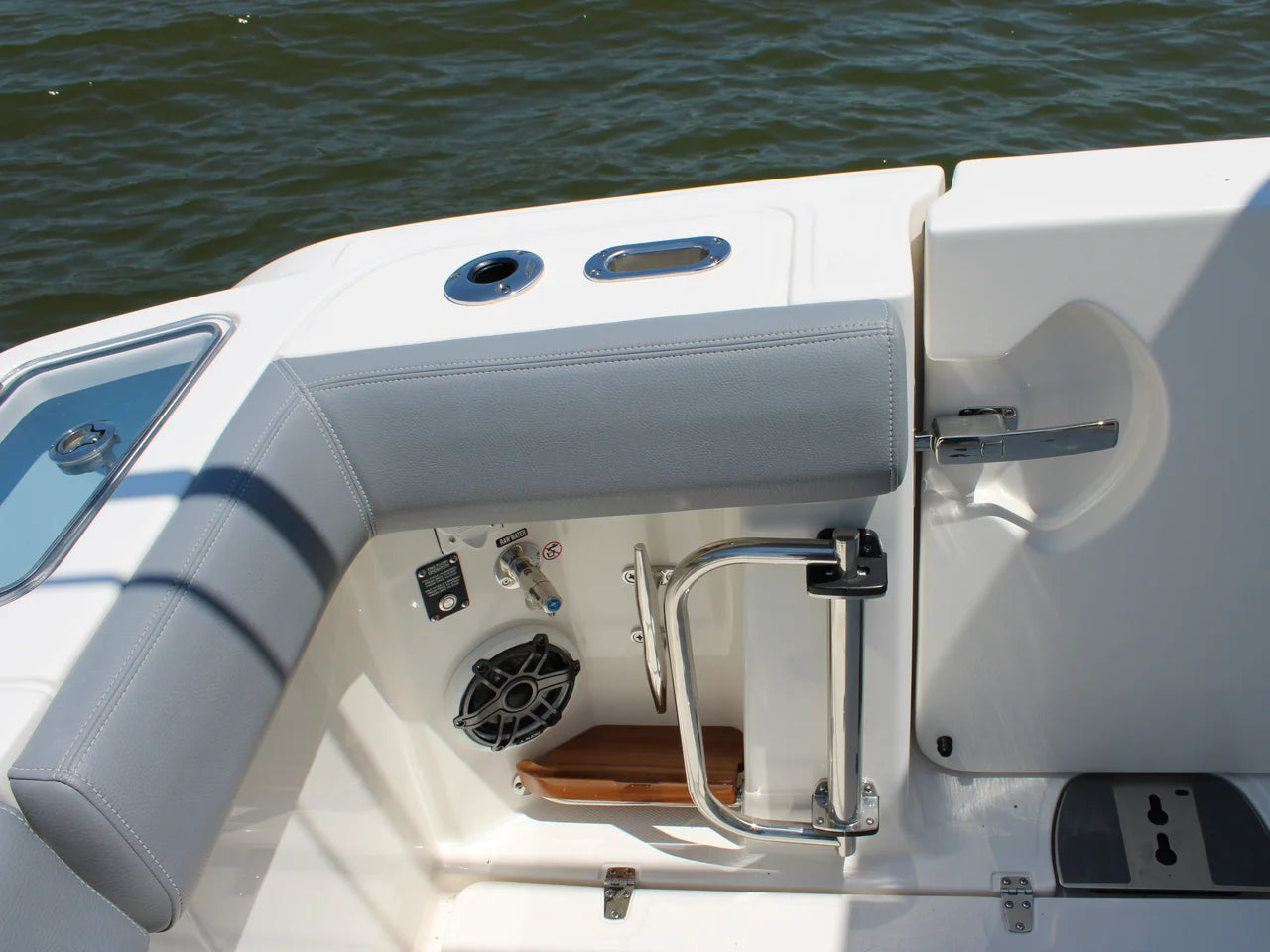 2026 Boston Whaler 350 Realm 35.0 feet, Clearwater, Florida #66