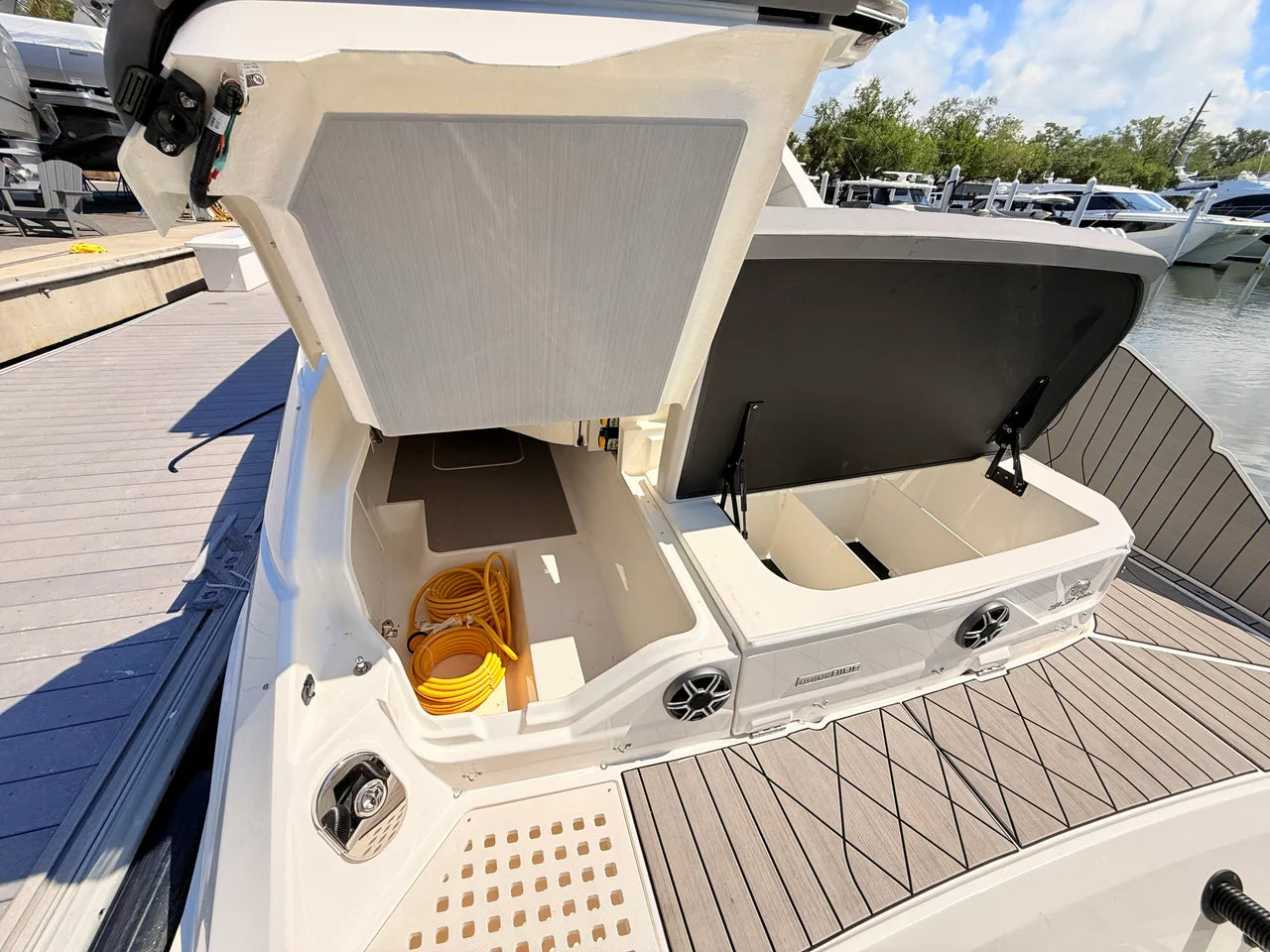 2026 Sea Ray SLX 400 Outboard 40.0 feet, Clearwater, Florida #30