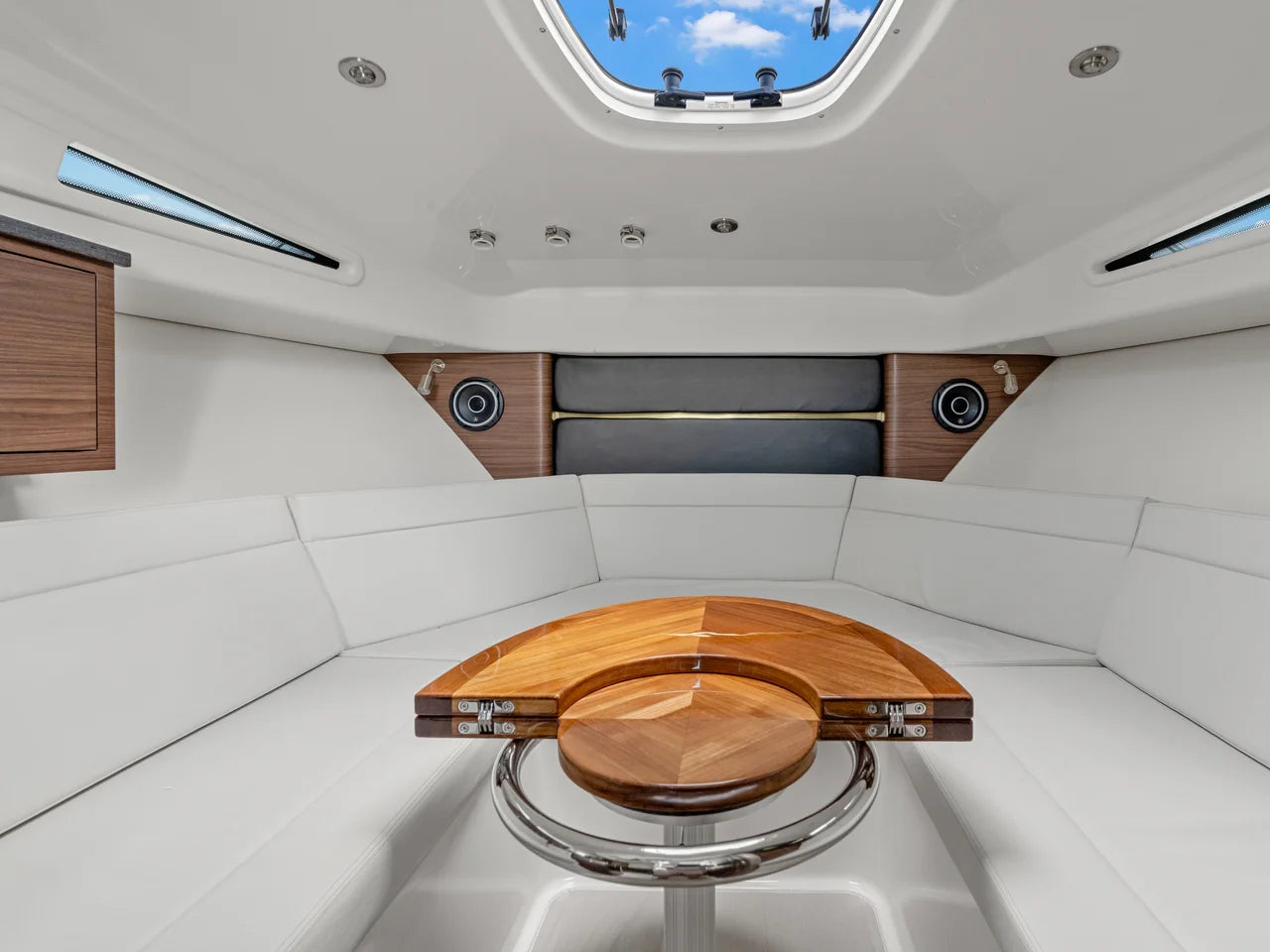 2026 Boston Whaler 325 Conquest 32.0 feet, Clearwater, Florida #32