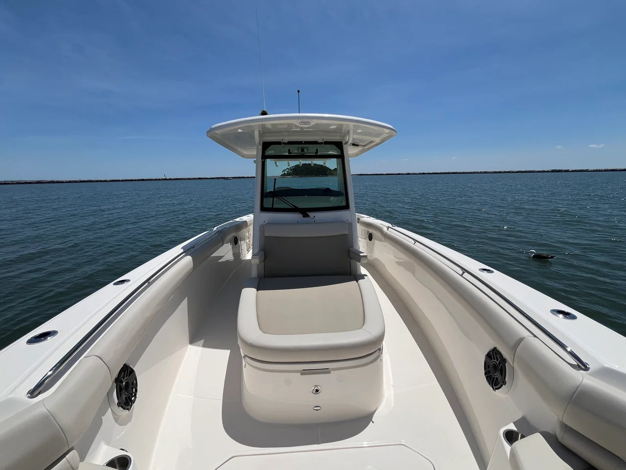 2026 Boston Whaler 330 Outrage 33.0 feet, Clearwater, Florida #40