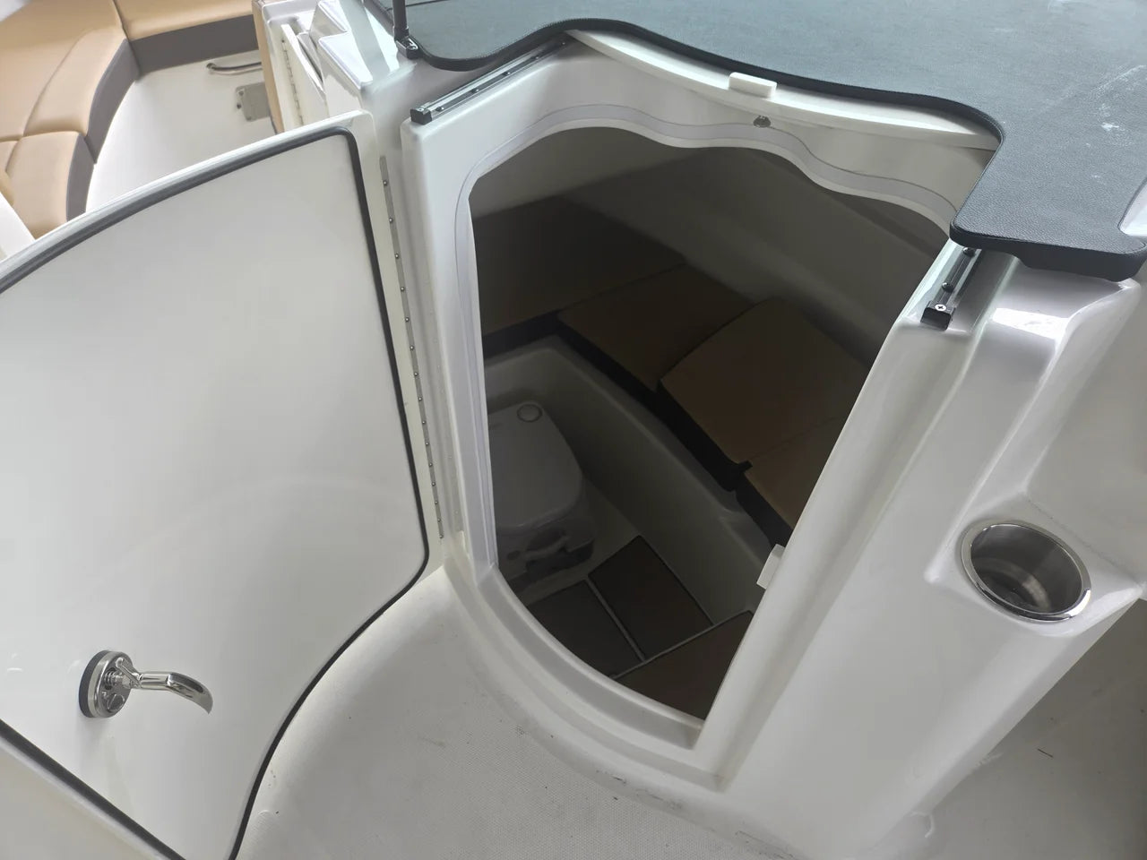 2026 Sea Ray SDX 230 Outboard 23.0 feet, Clearwater, Florida #11