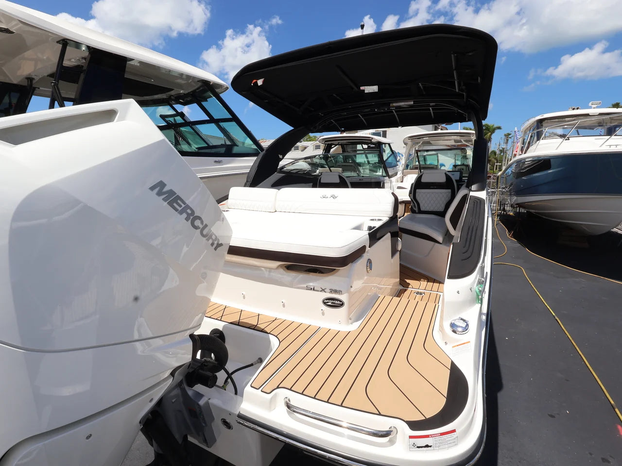 2027 Sea Ray SLX 260 Outboard 26.0 feet, Clearwater, Florida #7