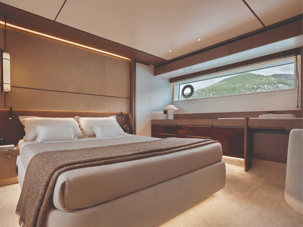 2027 Azimut Fly 82 82.0 feet, Clearwater, Florida #25
