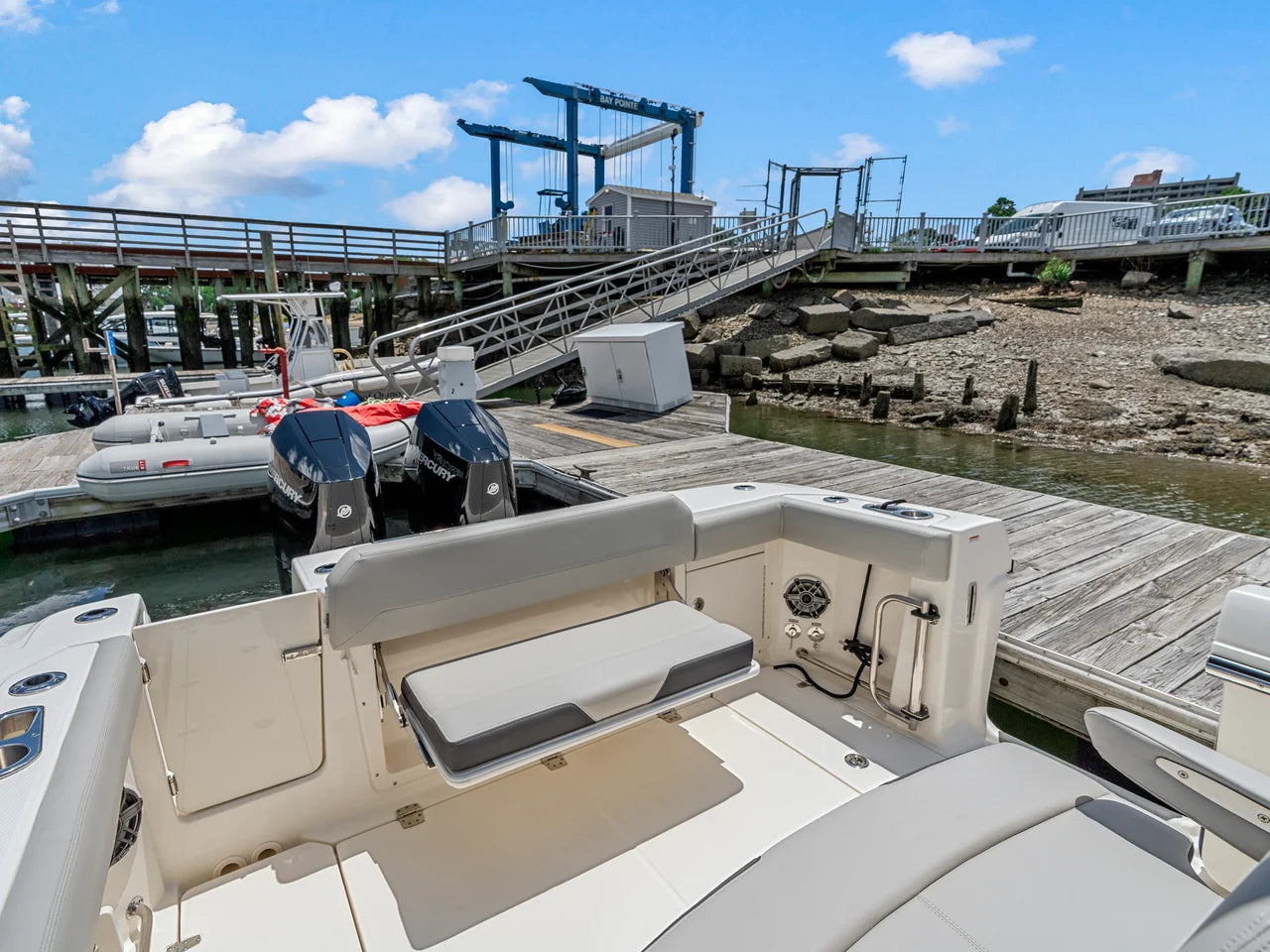 2026 Boston Whaler 330 Outrage 33.0 feet, Clearwater, Florida #11