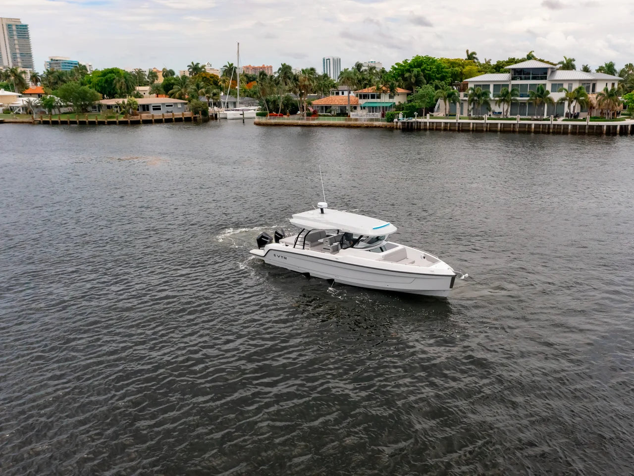 2026 Cruisers Yachts 38 VTR 38.0 feet, Clearwater, Florida #4