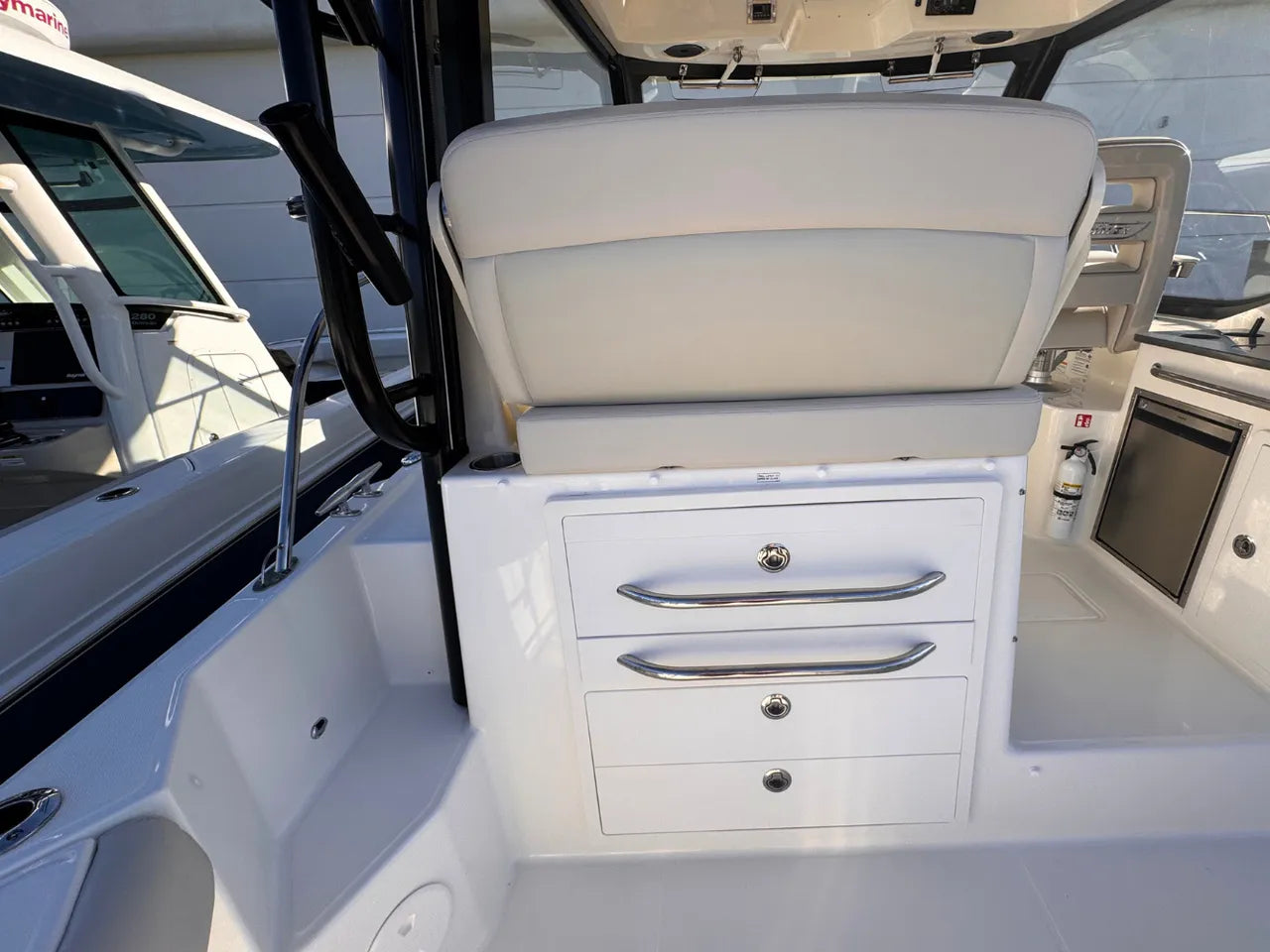 2026 Boston Whaler 325 Conquest 32.0 feet, Clearwater, Florida #15