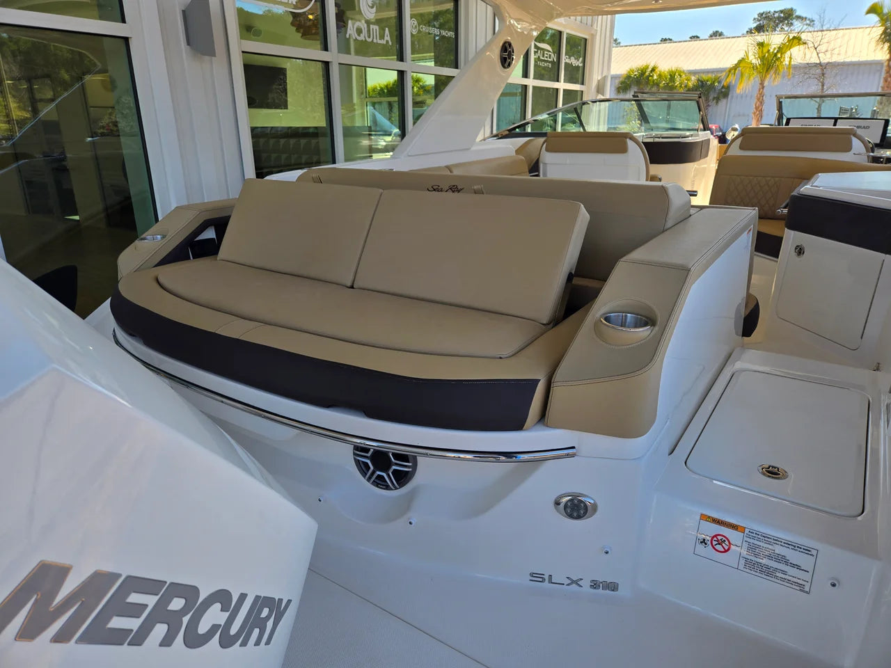 2026 Sea Ray SLX 310 Outboard 31.0 feet, Clearwater, Florida #5