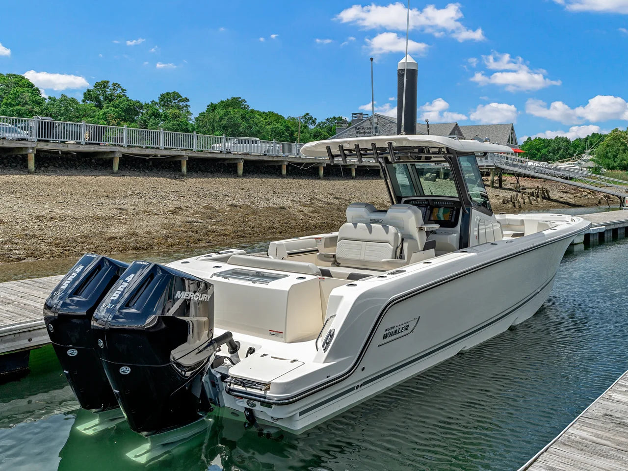 2026 Boston Whaler 330 Outrage 33.0 feet, Clearwater, Florida #6