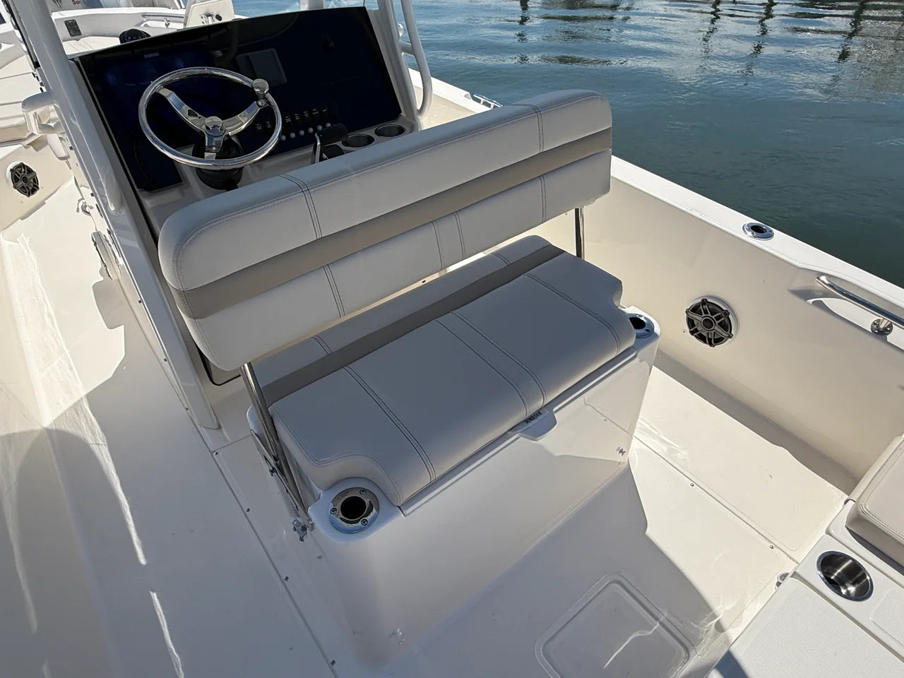 2026 Boston Whaler 250 Dauntless 25.0 feet, Clearwater, Florida #17