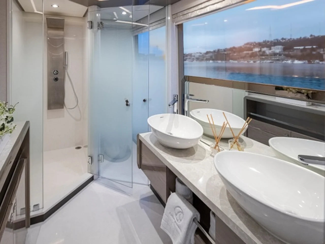 2027 Ocean Alexander 27R 93.0 feet, Clearwater, Florida #63
