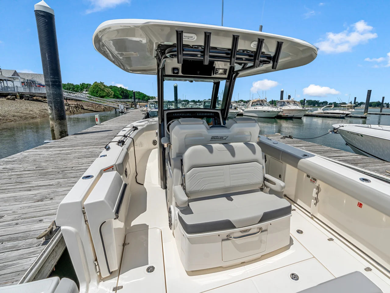 2026 Boston Whaler 330 Outrage 33.0 feet, Clearwater, Florida #12