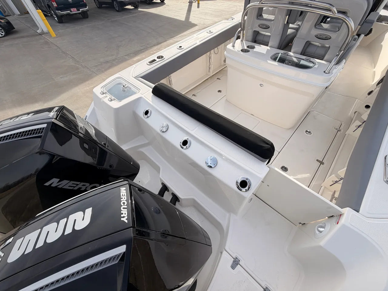 2026 Boston Whaler 250 Outrage 25.0 feet, Clearwater, Florida #6