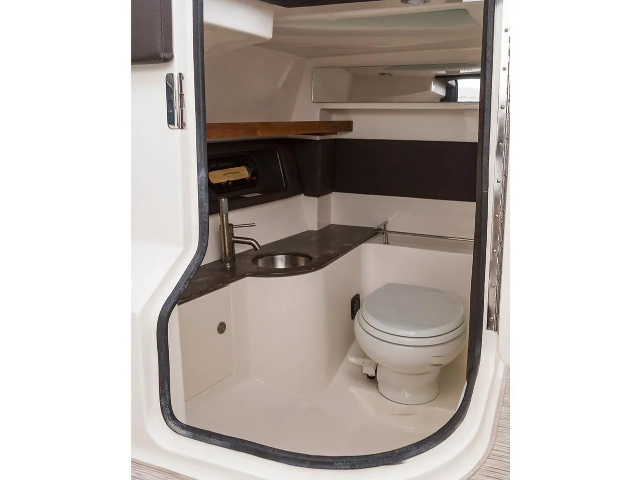 2025 Sea Ray SLX 350 Outboard 31.0 feet, Clearwater, Florida #13
