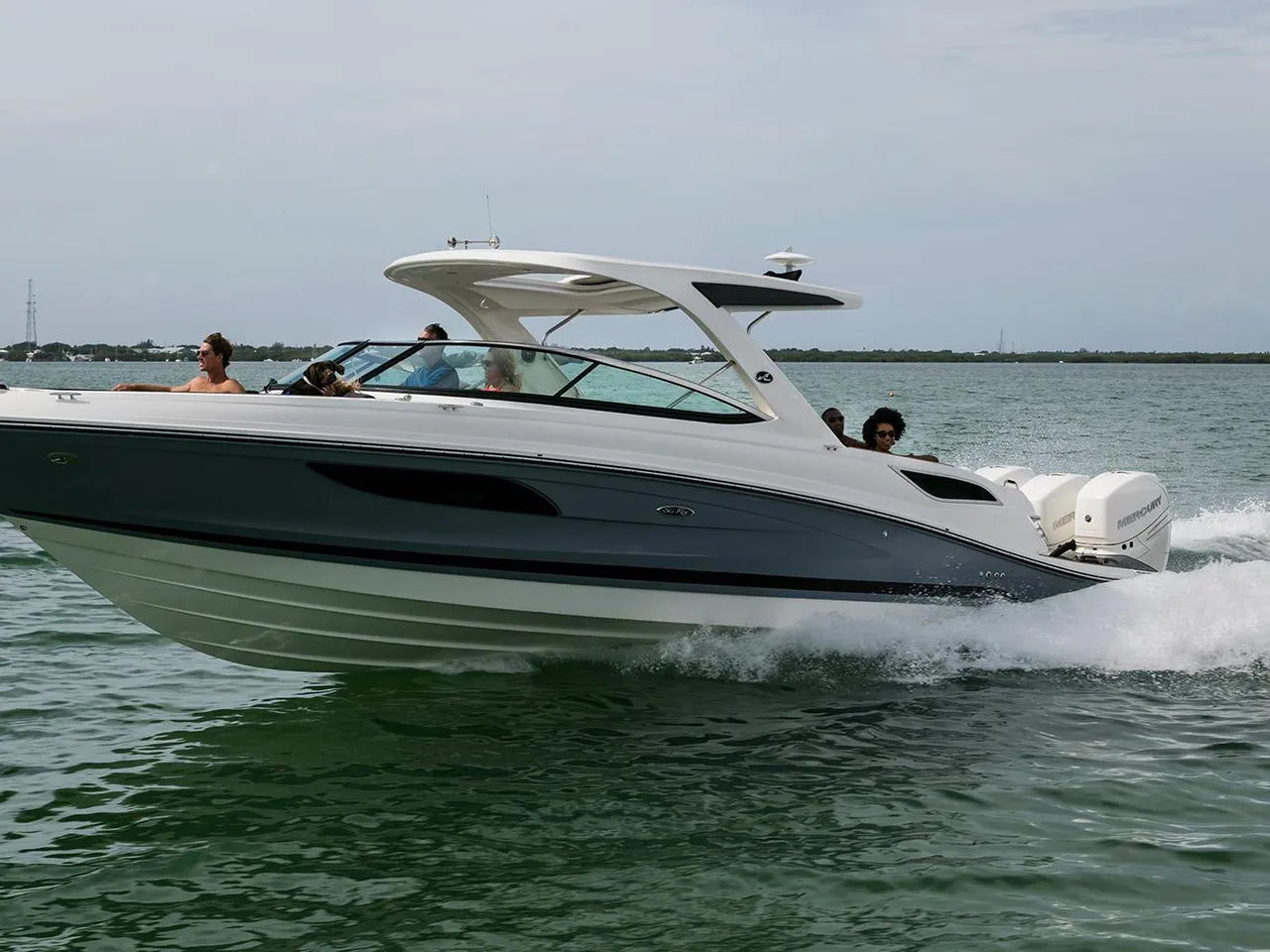2025 Sea Ray SLX 350 Outboard 31.0 feet, Clearwater, Florida #2