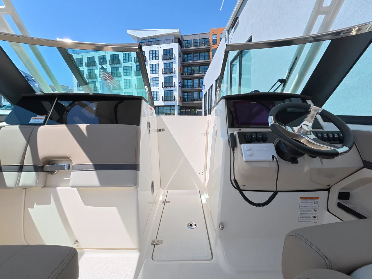 2026 Boston Whaler 240 Vantage 24.0 feet, Clearwater, Florida #17