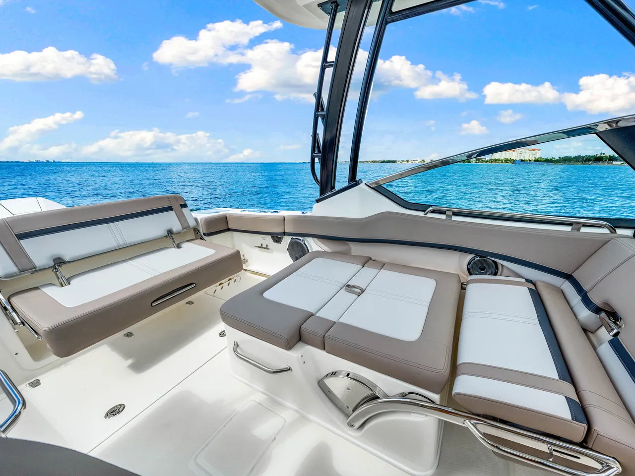 2026 Boston Whaler 240 Vantage 24.0 feet, Clearwater, Florida #23