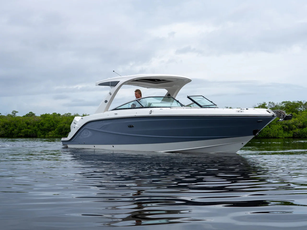2027 Sea Ray SLX 310 Outboard 31.0 feet, Clearwater, Florida #29