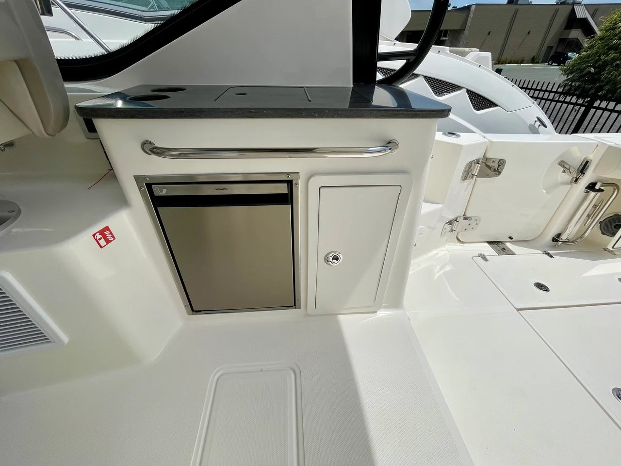 2026 Boston Whaler 325 Conquest 32.0 feet, Clearwater, Florida #8